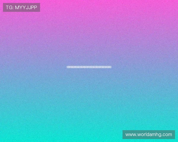 在世界杯赛场上皇冠羽绒服如何兼顾保暖与时尚成为球迷关注的焦点 在世界杯赛场上皇冠羽绒服如何兼顾保暖与时尚成为球迷关注的焦点